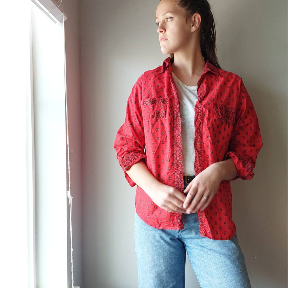 Vintage 70s Western Red Printed 100% Cotton Button-Up Shirt